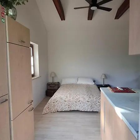 Gartenbungalow In Der