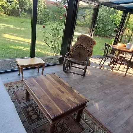Gartenbungalow In Der